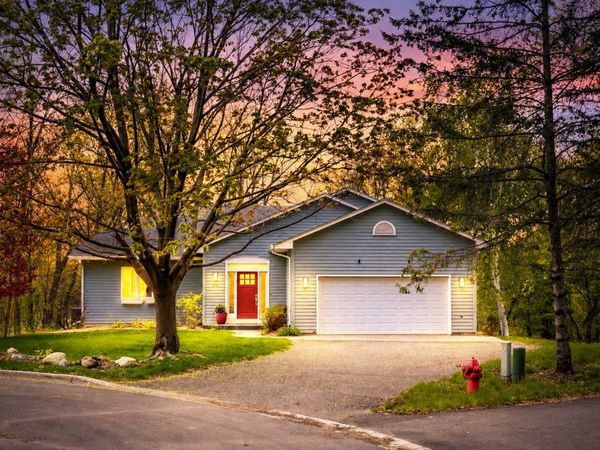 1731 Oakways Street, Minnetonka, MN 55391