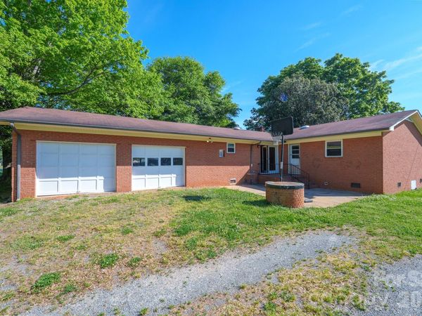 5201 Flay Road , Lincolnton, NC 28092