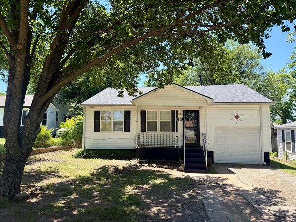 1313 E Edwards, Shawnee, OK 74801