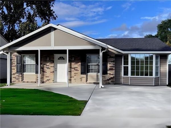 164 MADERIA Drive , Avondale, LA 70094