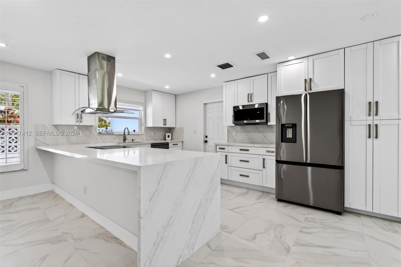 4010 NE 22nd Ave , Unit 4010, Lighthouse Point, FL 33064 Photo