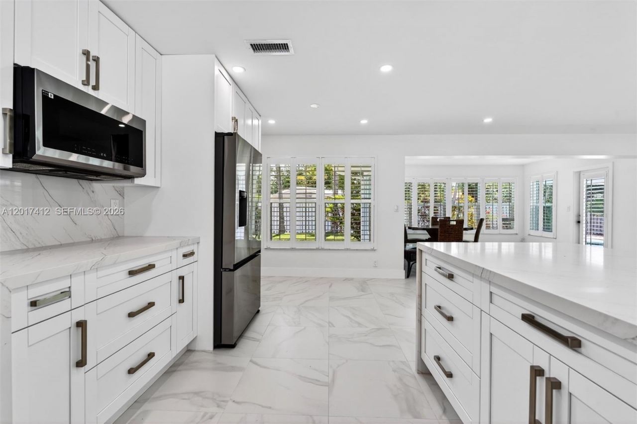 4010 NE 22nd Ave , Unit 4010, Lighthouse Point, FL 33064 Photo