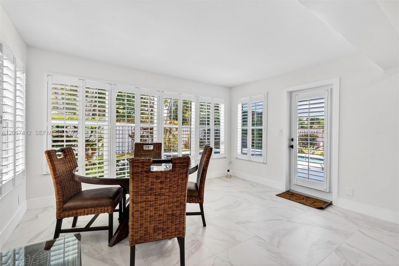 4010 NE 22nd Ave , Unit 4010, Lighthouse Point, FL 33064 Photo
