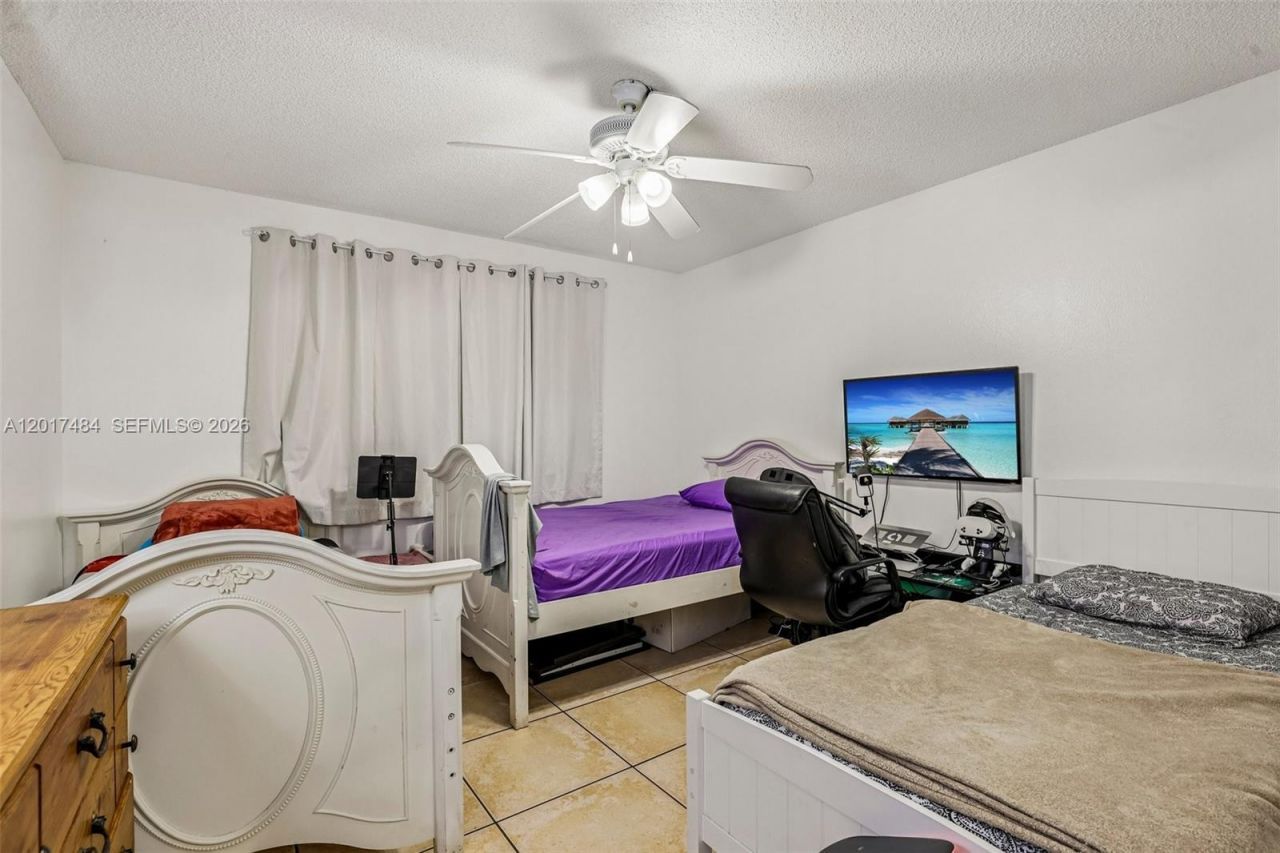 4520 NW 79th Ave , Unit 2D, Doral, FL 33166 Photo