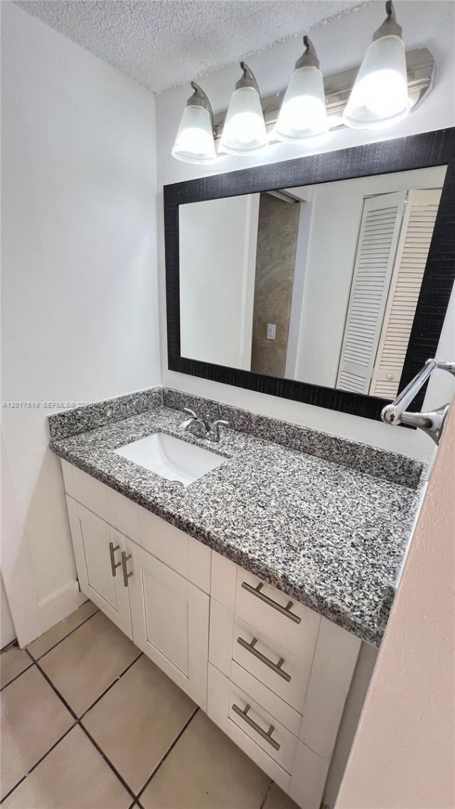 680 NW 114th Ave , Unit 203, Sweetwater, FL 33172 Photo