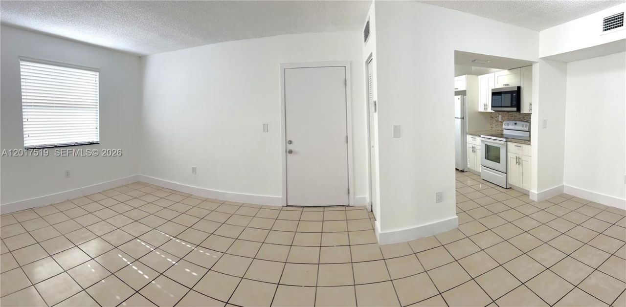 680 NW 114th Ave , Unit 203, Sweetwater, FL 33172 Photo