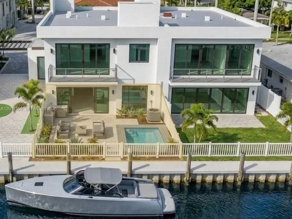 4640 SW 32nd Ave, Unit D1, Dania Beach, FL 33312