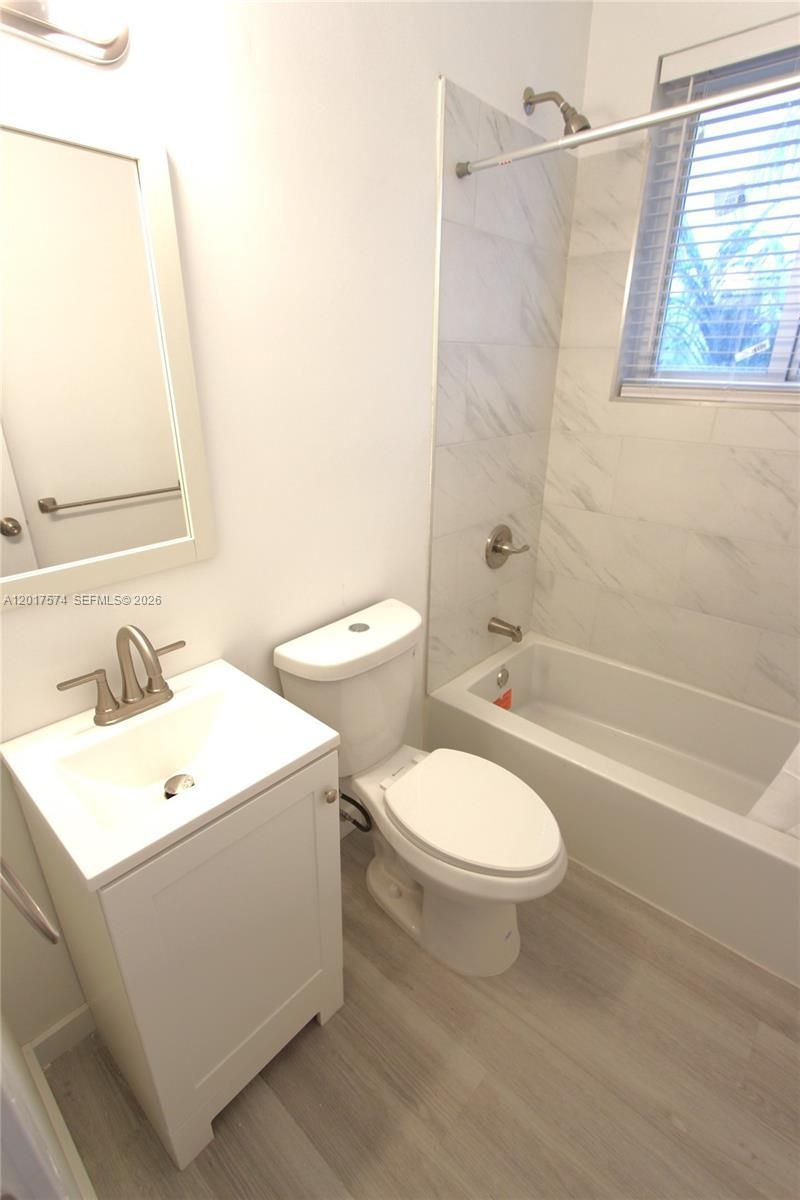 1115 Euclid Ave , Unit 17, Miami Beach, FL 33139 Photo