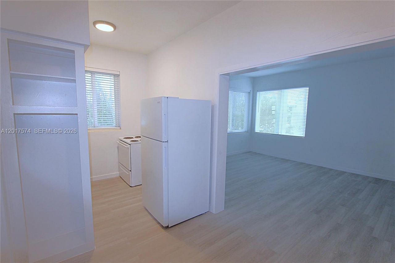 1115 Euclid Ave , Unit 17, Miami Beach, FL 33139 Photo