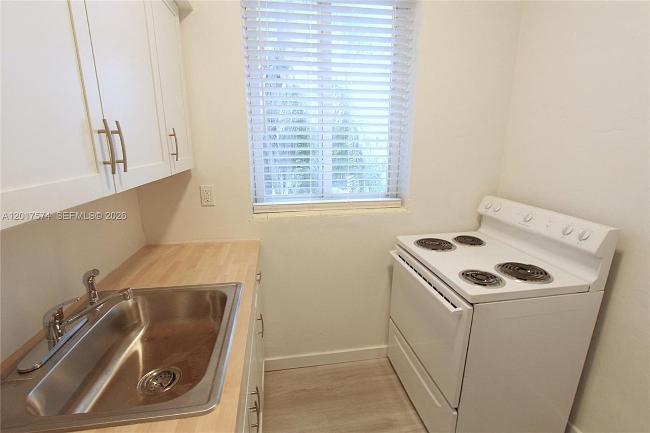 1115 Euclid Ave , Unit 17, Miami Beach, FL 33139 Photo