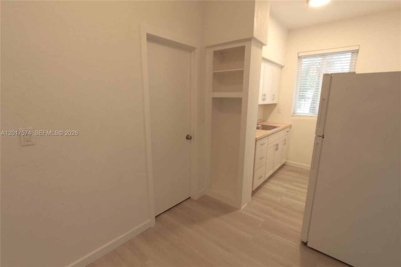 1115 Euclid Ave , Unit 17, Miami Beach, FL 33139 Photo