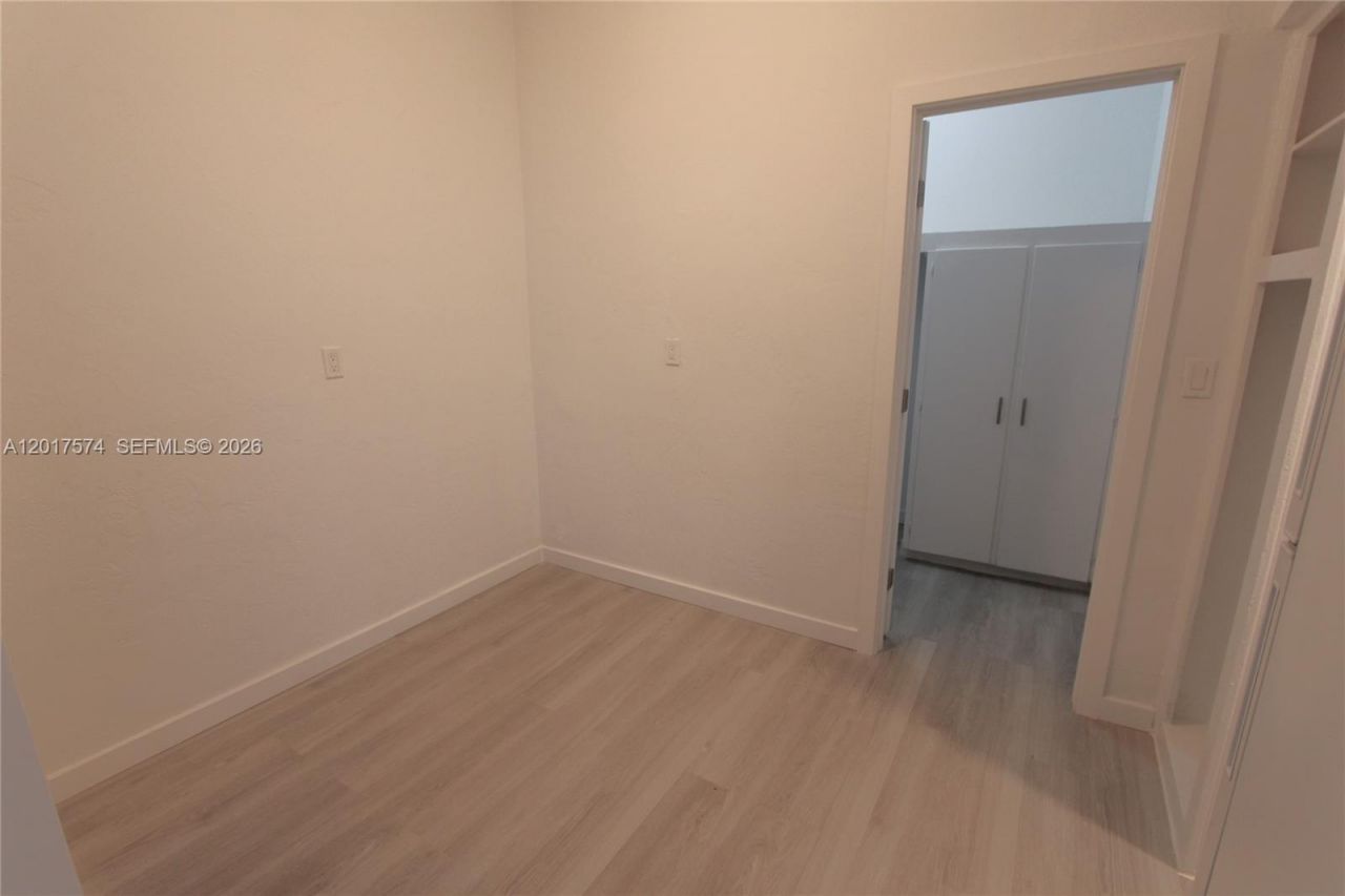 1115 Euclid Ave , Unit 17, Miami Beach, FL 33139 Photo
