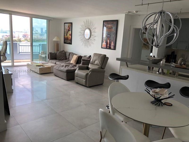 90 Alton Rd , Unit 1604, Miami Beach, FL 33139 Photo