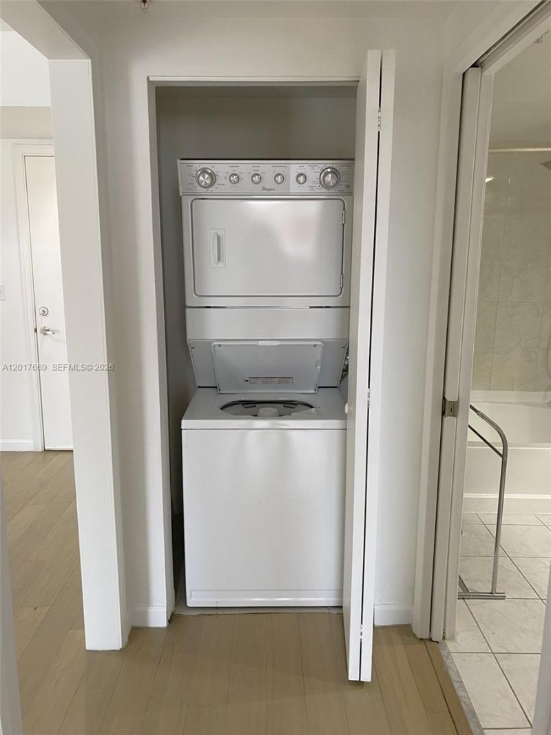 18800 NE 29th Ave , Unit 1028, Aventura, FL 33180 Photo
