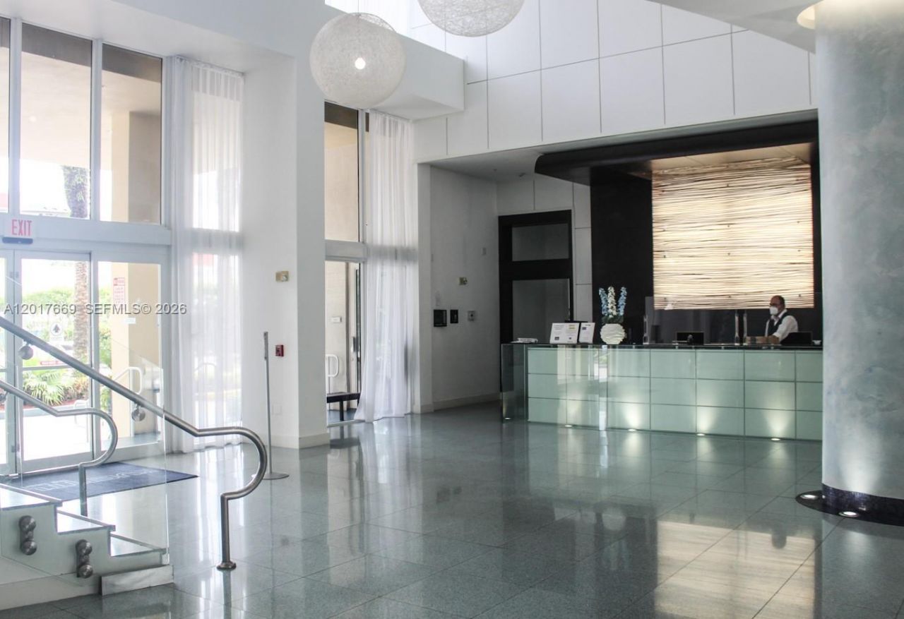 18800 NE 29th Ave , Unit 1028, Aventura, FL 33180 Photo