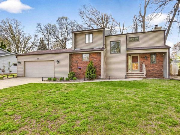 601 COVENANT LANE, Appleton, WI 54915