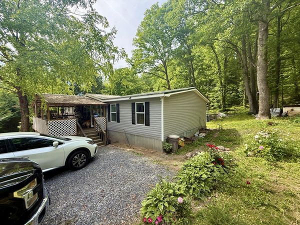 4221 Lindsey Gap Road, Cosby, TN 37722