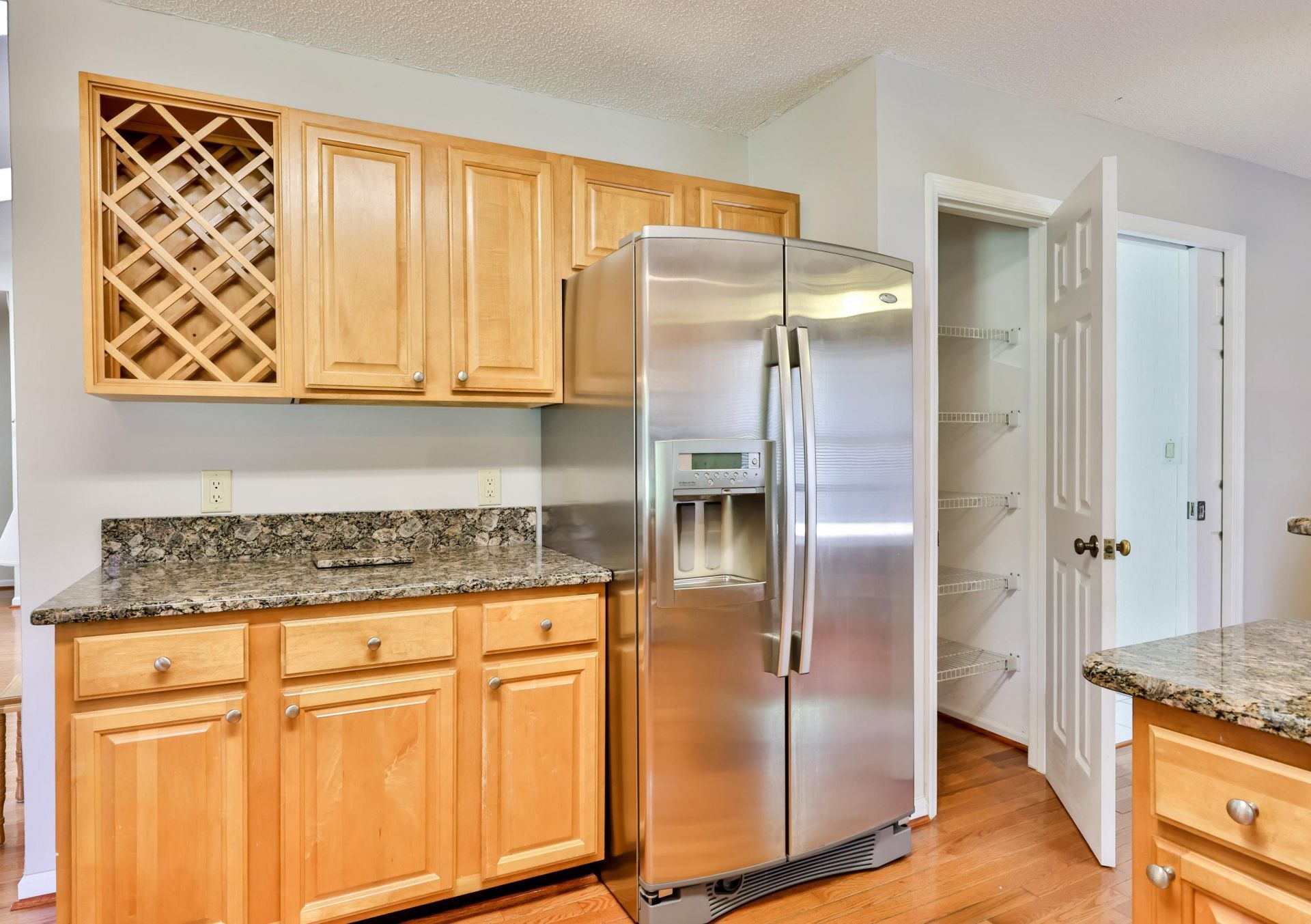 3182 River Bluff Ln.  Photo 6
