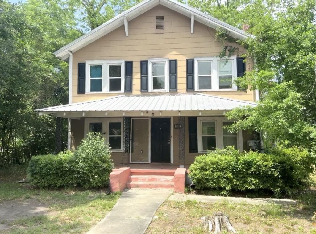 1512 Racepath St. Photo 1
