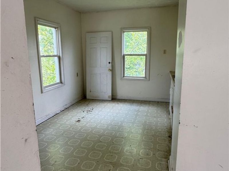 877 Rudyard Road , Cleveland, OH 44110 Photo 13
