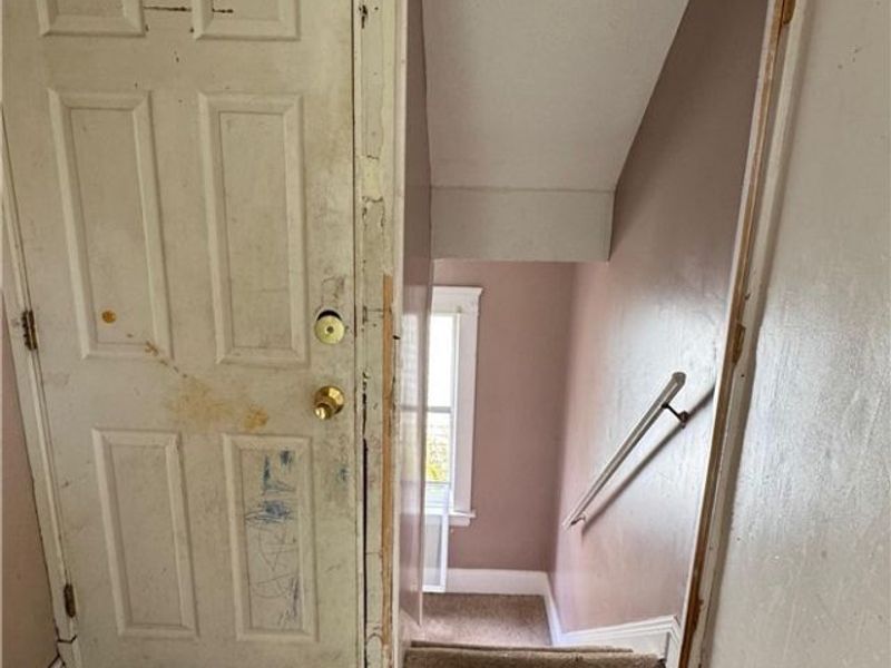 877 Rudyard Road , Cleveland, OH 44110 Photo 8