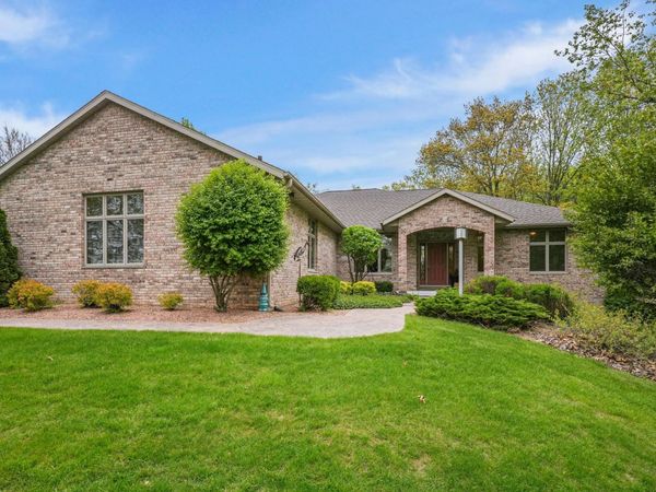 7622 N Orchard View Drive, Evansville, WI 53536