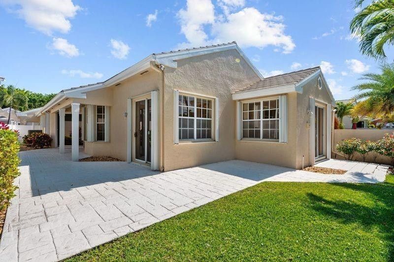 8170 Hampton Wood Drive, Boca Raton, FL 33433 Photo