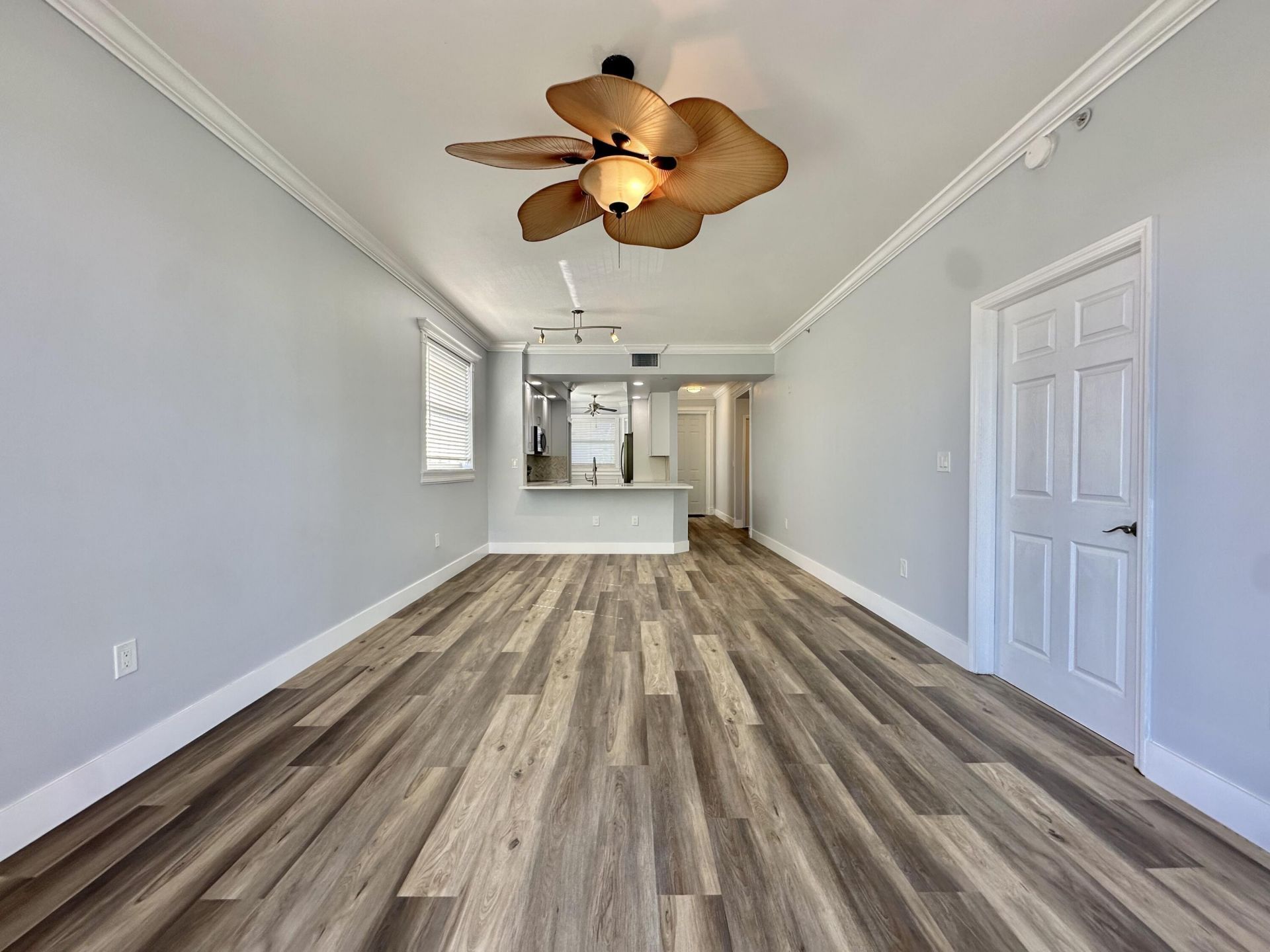 27 Royal Palm Way, Unit 406, Boca Raton, FL 33432 Photo