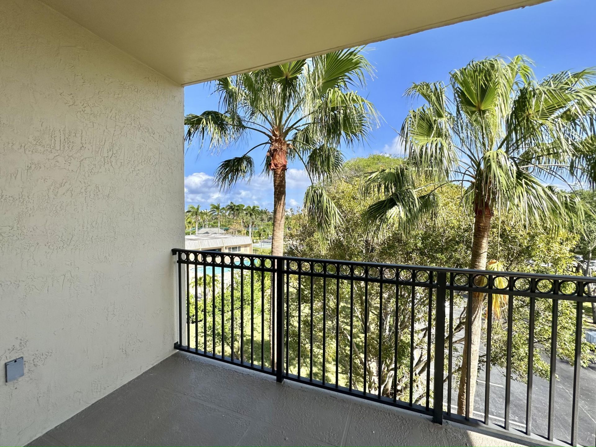 27 Royal Palm Way, Unit 406, Boca Raton, FL 33432 Photo