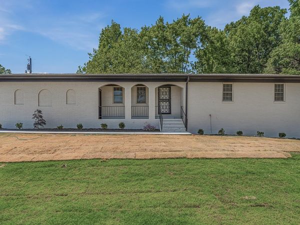 2101 WILDROSE LN , Paragould, AR 72450