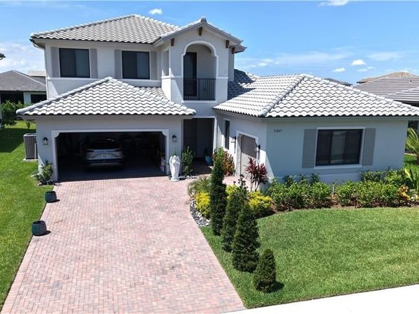 5243 Nevola AVE , IMMOKALEE, FL 34142