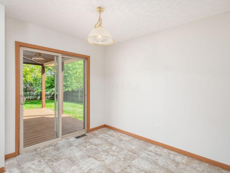 5515 Glenchester Drive, Galloway, OH 43119 Photo 15
