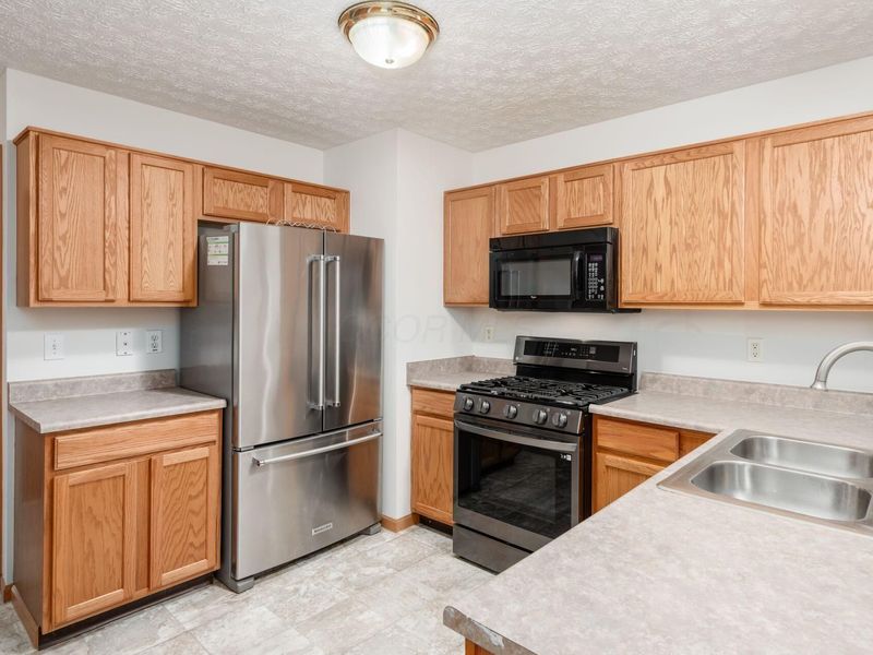 5515 Glenchester Drive, Galloway, OH 43119 Photo 17