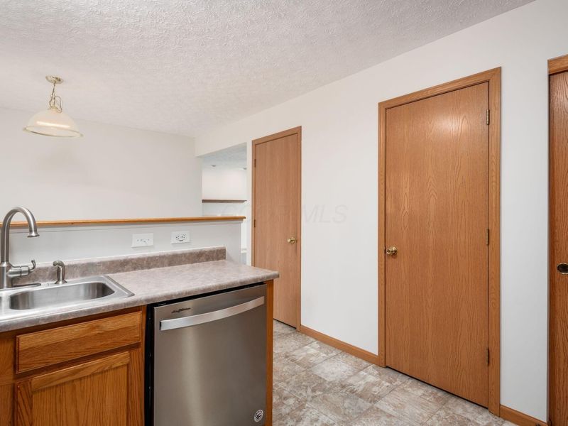 5515 Glenchester Drive, Galloway, OH 43119 Photo 19