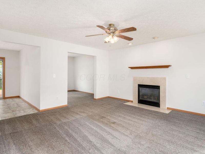 5515 Glenchester Drive, Galloway, OH 43119 Photo 7