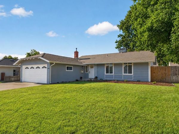 449 Cottonwood Street, Vacaville, CA 95688