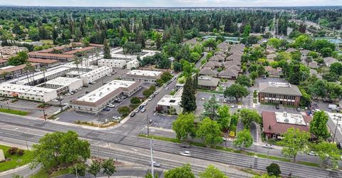 2398 Fair Oaks Blvd, Sacramento, CA 95825 Photo