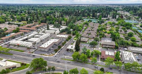 2398 Fair Oaks Blvd, Sacramento, CA 95825 Photo