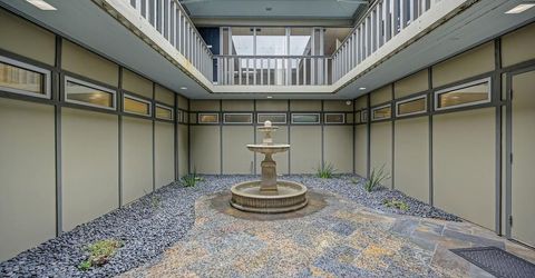 2398 Fair Oaks Blvd, Sacramento, CA 95825 Photo