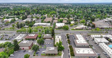 2398 Fair Oaks Blvd, Sacramento, CA 95825 Photo