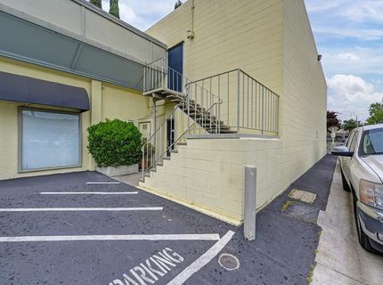 2398 Fair Oaks Blvd, Sacramento, CA 95825 Photo