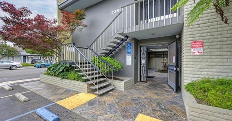 2398 Fair Oaks Blvd, Sacramento, CA 95825 Photo