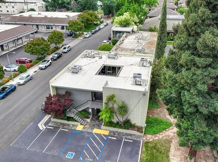 2398 Fair Oaks Blvd, Sacramento, CA 95825 Photo