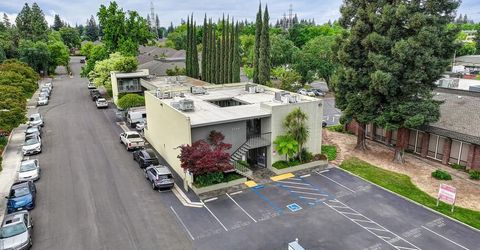 2398 Fair Oaks Blvd, Sacramento, CA 95825 Photo