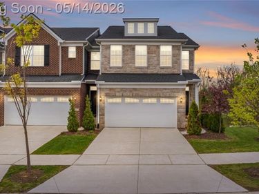 43235 Heron Drive, Novi, MI 48375