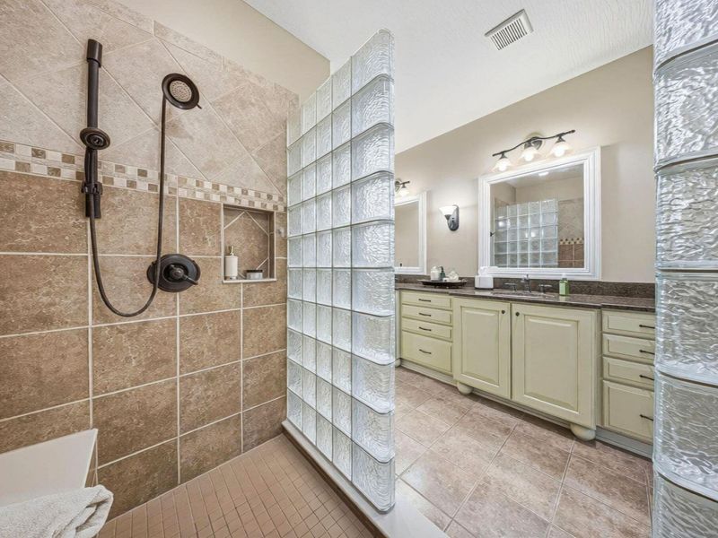 9031 Portofino Place , Dublin, OH 43016 Photo 34