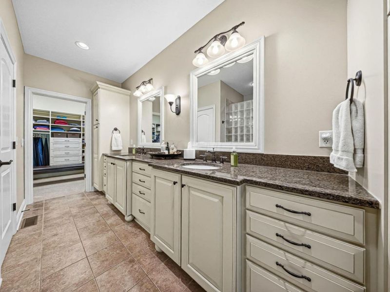 9031 Portofino Place , Dublin, OH 43016 Photo 38
