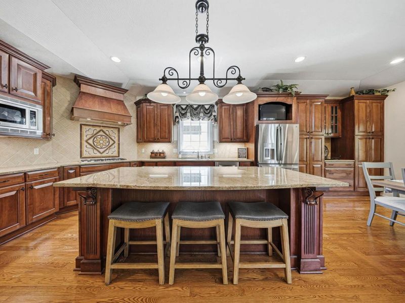 9031 Portofino Place , Dublin, OH 43016 Photo 7