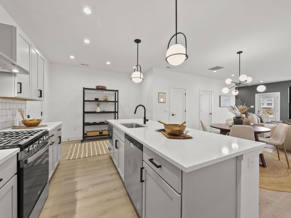 1097 Franklin Avenue , Columbus, OH 43205
