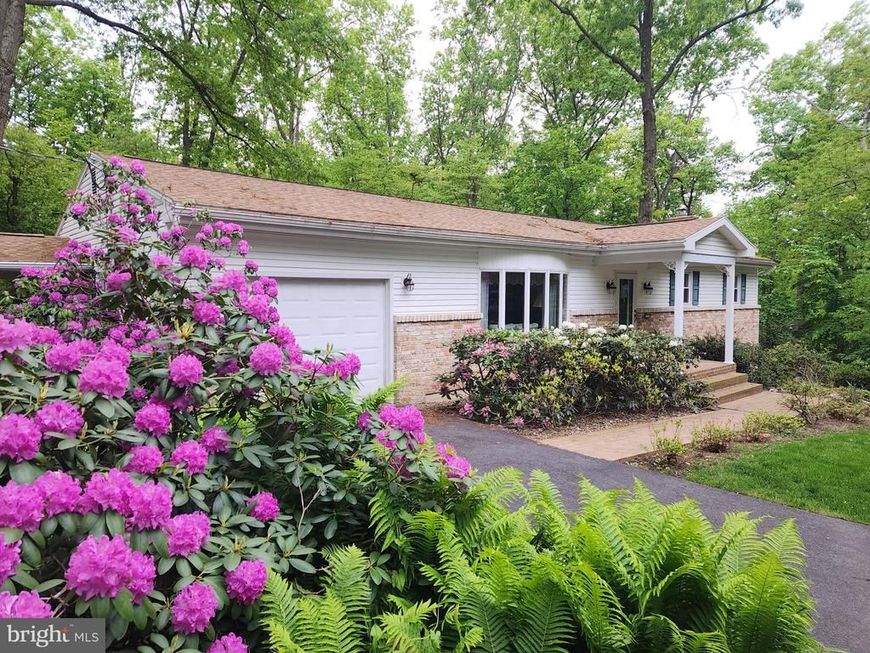 1339 Asper Drive , Boiling Springs, PA 17007 Main Photo